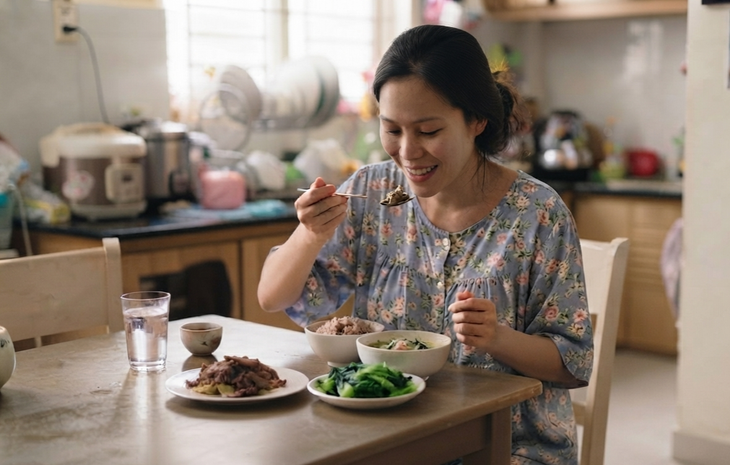 Phụ nữ sau sinh ăn gì để nhanh hồi phục và dồi dào sữa cho con? - Ảnh 1.