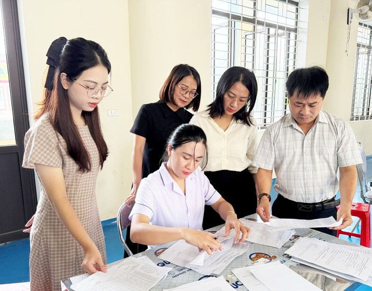 Gần 738.000 người Hà Tĩnh được khám, sàng lọc sức khỏe- Ảnh 1.