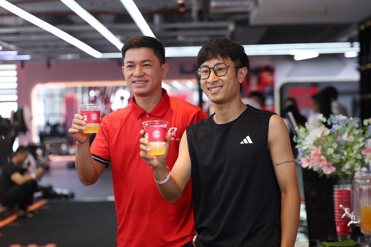 Train Like FC Bayern khuấy động cộng đồng yêu thể thao tại Hà Nội- Ảnh 4.