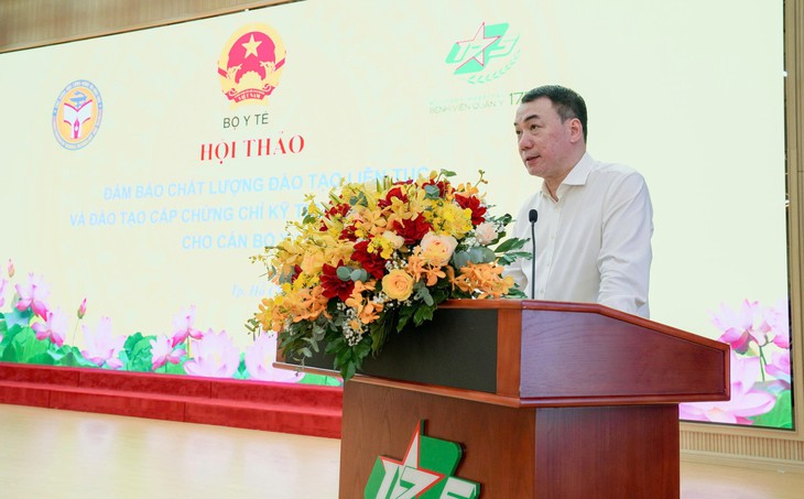 Bộ Y tế siết chất lượng đào tạo, cấp chứng chỉ chuyên môn cho y bác sĩ- Ảnh 1.