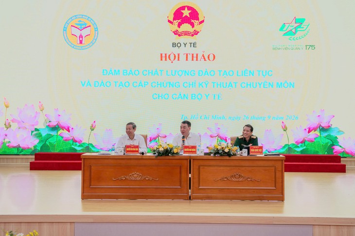 Bộ Y tế siết chất lượng đào tạo, cấp chứng chỉ chuyên môn cho y bác sĩ- Ảnh 2.