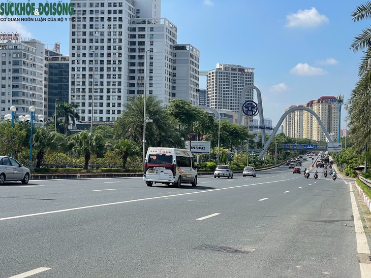 Cầu Nhật Tân ùn ứ hướng vào nội đô sáng đầu tuần- Ảnh 7.