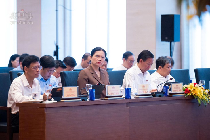 ĐBQH cảnh báo rủi ro từ cơ chế thử nghiệm trong lĩnh vực chứng khoán- Ảnh 3.