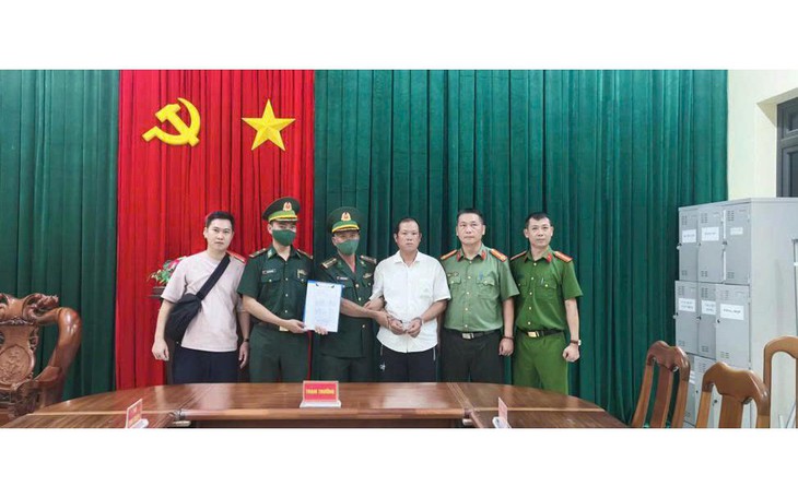Khởi tố đối tượng đốt 3 xe của người khác để giải quyết mâu thuẫn- Ảnh 2.