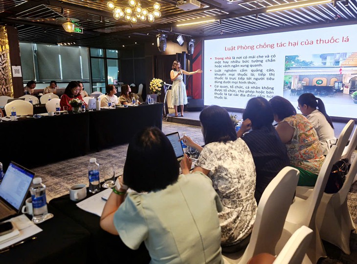 Thành phố không khói thuốc: Vẫn còn khoảng cách từ đồng thuận đến hành động- Ảnh 1.