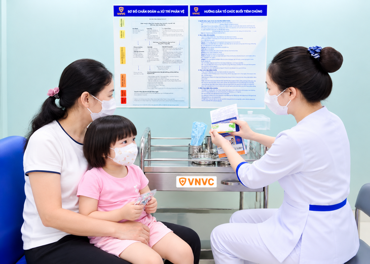 Gần 25.000 trẻ Việt Nam đã tiêm vắc xin tay chân miệng tại VNVC- Ảnh 2.