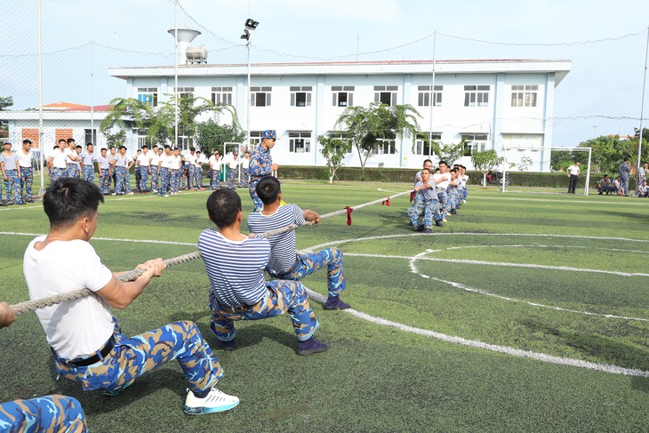 Lữ đoàn 167 Hải quân chăm lo đời sống cán bộ chiến sĩ trong dịp nghỉ lễ- Ảnh 2.