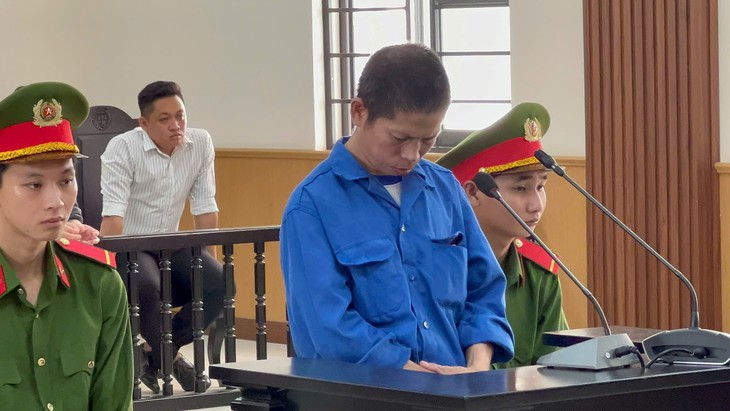 Dùng kéo sát hại vợ vì ghen tuông, Nguyễn Văn Nam lĩnh án 15 năm tù- Ảnh 1.