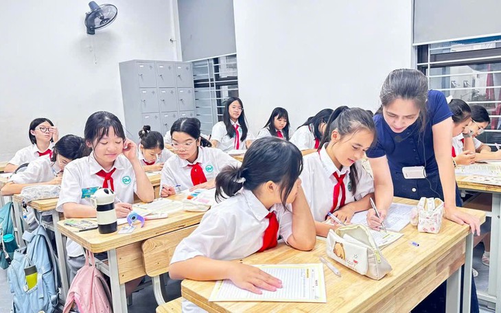 Giảng viên đi học có được tính phụ cấp thâm niên?- Ảnh 2.