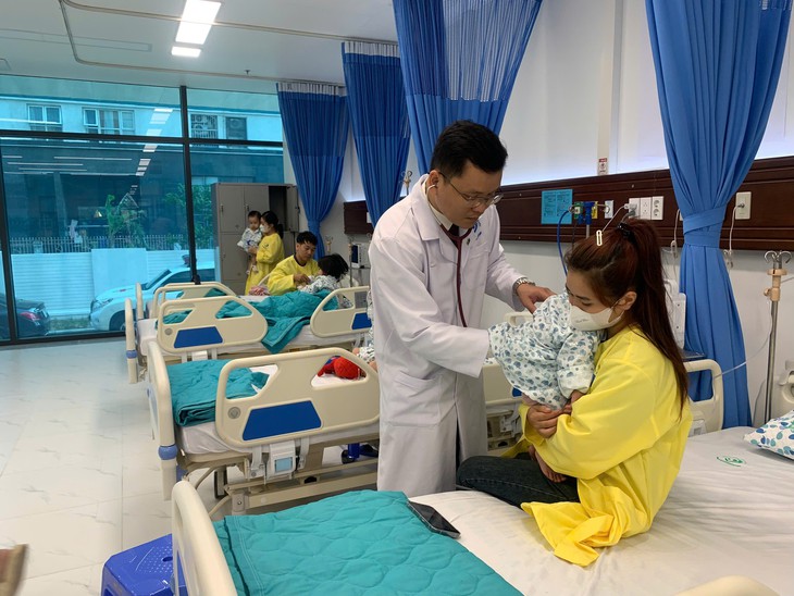 Đồng bộ chính sách để xây dựng hệ thống y tế gần dân, hiện đại và chủ động - Ảnh 1.