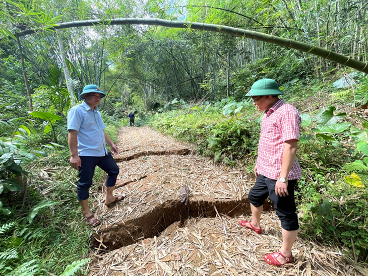 Thanh Hóa: Công bố tình huống khẩn cấp sạt lở đe dọa dân cư và điểm trường mầm non- Ảnh 2.