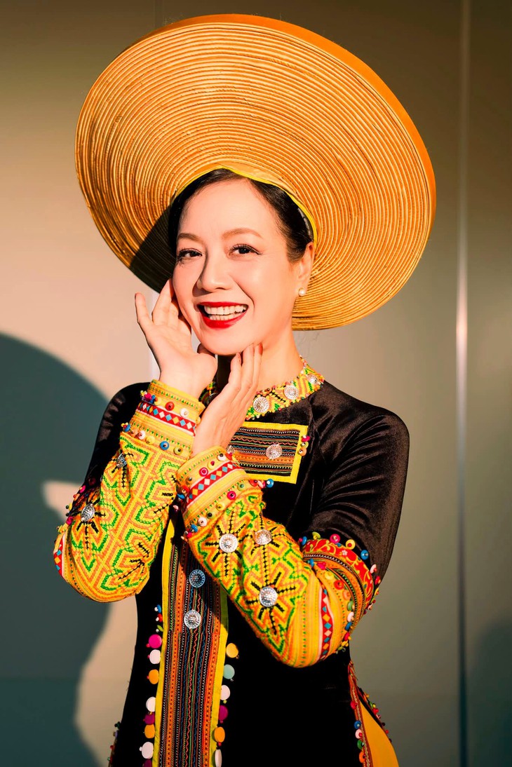 NSƯT Chiều Xuân ở tuổi hưu vẫn miệt mài làm nghề, hạnh phúc khi được đi diễn - Ảnh 4.