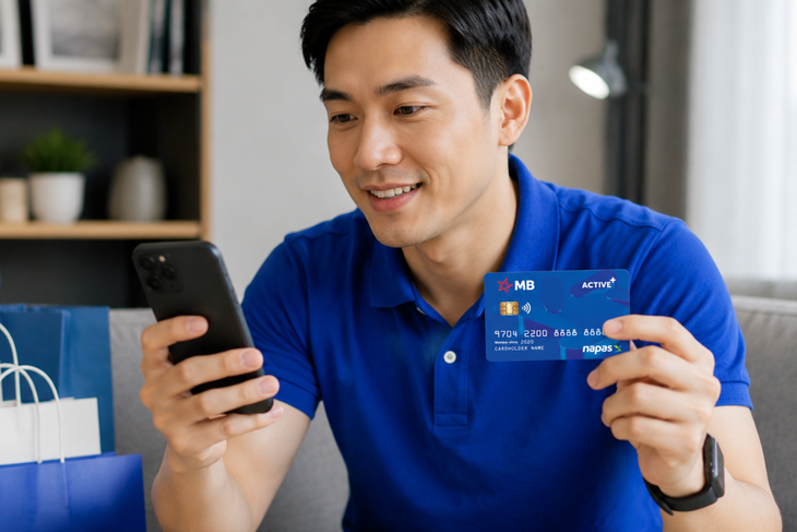 Thẻ ghi nợ và bài toán chi tiêu thông minh trong thời đại số- Ảnh 2.