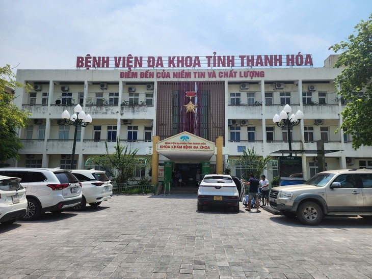 Triệu tập 3 đối tượng vụ xe cứu thương tư nhân thu hơn 9 triệu đồng tại Thanh Hóa- Ảnh 3.