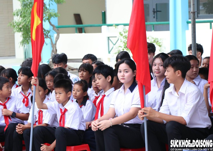 Hơn 457.000 học sinh Khánh Hòa bước vào năm học mới- Ảnh 3.