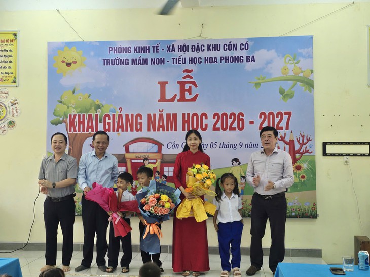 Học sinh từ đảo xa đến vùng biên viễn Quảng Trị mừng ngày tựu trường- Ảnh 8.