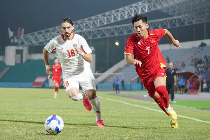 Lịch thi đấu bóng đá hôm nay ngày 5/9 - 6/9: Chờ U20 Việt Nam đấu U20 Iran- Ảnh 1.