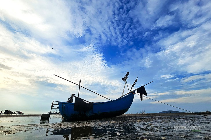 Núi Rồng - miền đá kỳ thú bên biển Quỳnh- Ảnh 1.