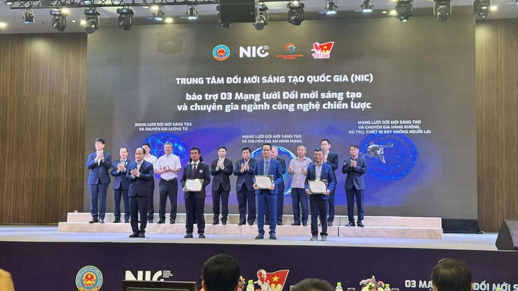 Công nghệ không gian vũ trụ: Hướng hợp tác chiến lược mới giữa Việt Nam-Pháp- Ảnh 1.