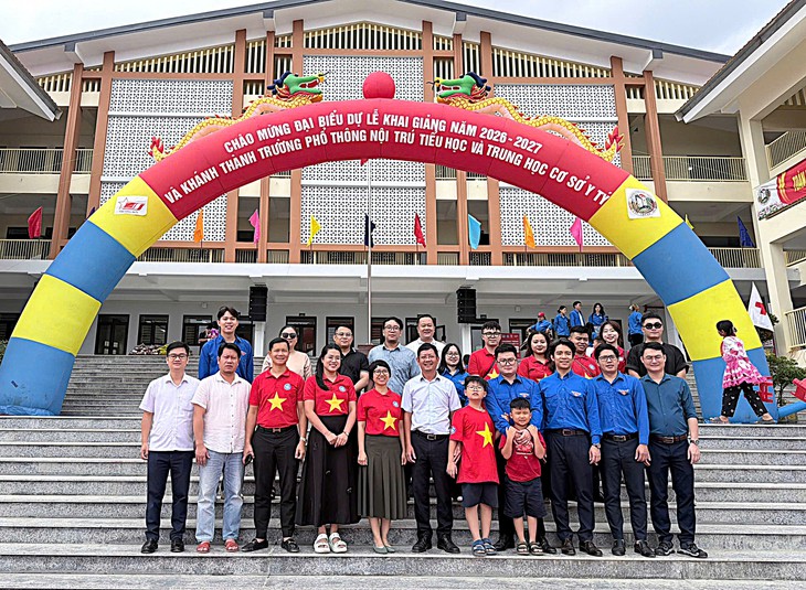 Máy siêu âm, phòng STEAM cùng hàng nghìn phần quà đến với học sinh Y Tý- Ảnh 7.
