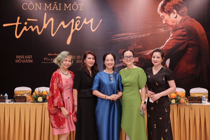 NSND Lê Khanh: Niềm cảm hứng để nhạc sĩ Phú Quang viết 'Điều giản dị'- Ảnh 4.