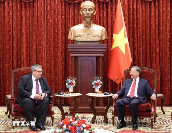 Quan hệ Việt Nam-Liên bang Nga tiếp tục phát triển mạnh mẽ, vì lợi ích của nhân dân hai nước- Ảnh 1.