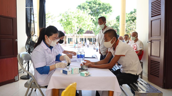Y tế Thanh Hóa phát triển kỹ thuật chuyên sâu, nghiên cứu khoa học, chuyển đổi số - Ảnh 7.