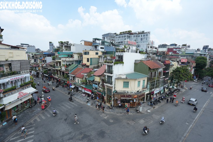 Hiện trạng khu vực hồ Hoàn Kiếm đang dự kiến được chỉnh trang- Ảnh 3.