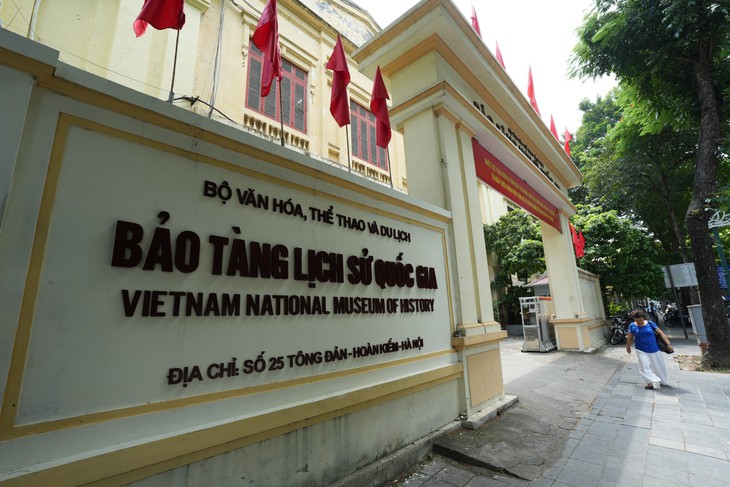 Hiện trạng khu vực hồ Hoàn Kiếm đang dự kiến được chỉnh trang- Ảnh 11.