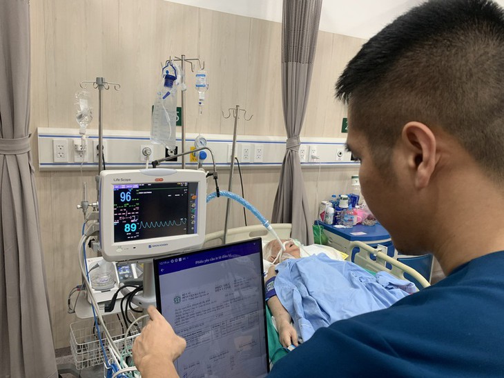 Triển khai bệnh án điện tử: Chỉ vài click chuột thay thế một bệnh án giấy 200 trang - Ảnh 1.