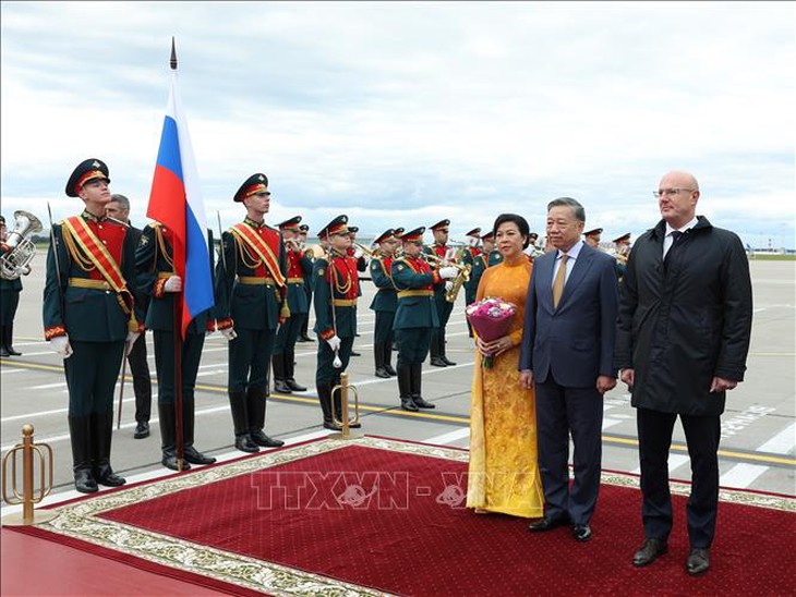 Tổng Bí thư, Chủ tịch nước Tô Lâm cùng Phu nhân bắt đầu thăm cấp Nhà nước Liên bang Nga- Ảnh 4.