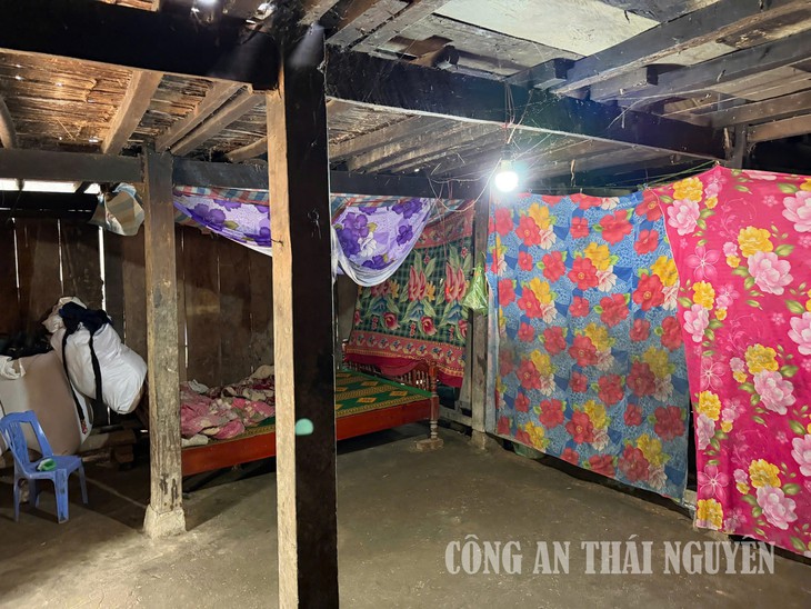 Bị phát hiện quan hệ tình dục với người dưới 16 tuổi khi khai sinh cho con- Ảnh 1.