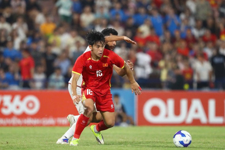 HLV Yutaka Ikeuchi nói gì khi U20 Việt Nam gây thất vọng tại vòng loại U20 châu Á? - Ảnh 1.