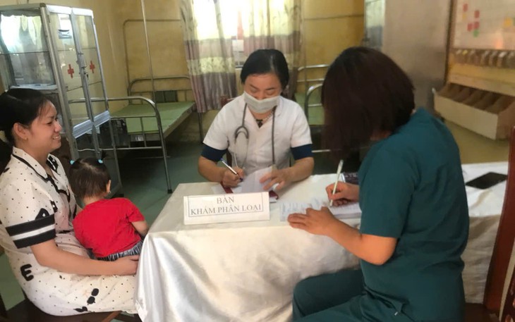 Cha mẹ cần lưu ý gì khi cho con đi uống vitamin A liều cao? - Ảnh 3.