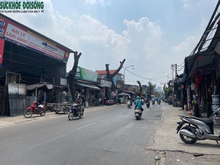 Hiện trạng mở rộng đường 70 qua Tây Mỗ, Xuân Phương- Ảnh 1.