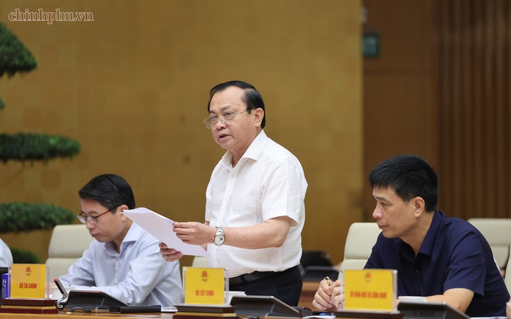 Phó Thủ tướng Thường trực yêu ngành điện tử giảm phụ thuộc nguồn cung nước ngoài- Ảnh 6.