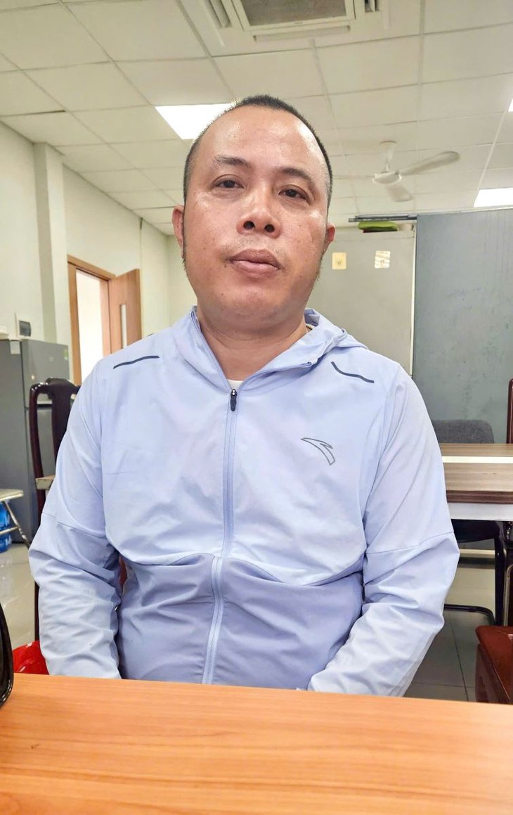 Đối tượng truy nã quốc tế đặc biệt nguy hiểm ra đầu thú- Ảnh 1.