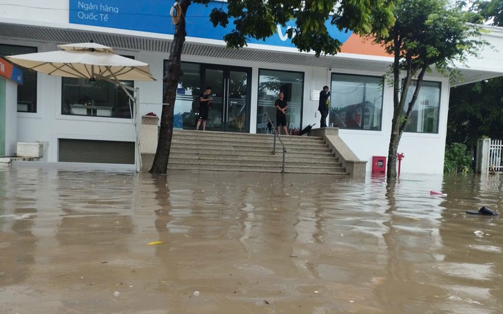 21 tỉnh thành triển khai ứng phó với thiên tai dồn dập 10 ngày tới- Ảnh 2.