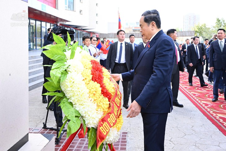 Chủ tịch Quốc hội thăm trường mang tên Chủ tịch Hồ Chí Minh tại Mông Cổ- Ảnh 5.