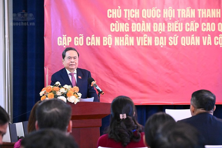 Chủ tịch Quốc hội Trần Thanh Mẫn gặp gỡ cộng đồng người Việt tại Mông Cổ- Ảnh 5.