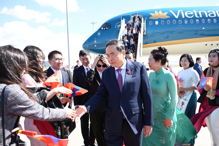 Chủ tịch Quốc hội Trần Thanh Mẫn bắt đầu chuyến thăm chính thức Mông Cổ- Ảnh 2.