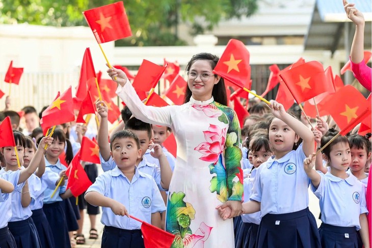 Hiệu trưởng, phó hiệu trưởng có thể được xem xét tinh giản sau sắp xếp trường học- Ảnh 1.