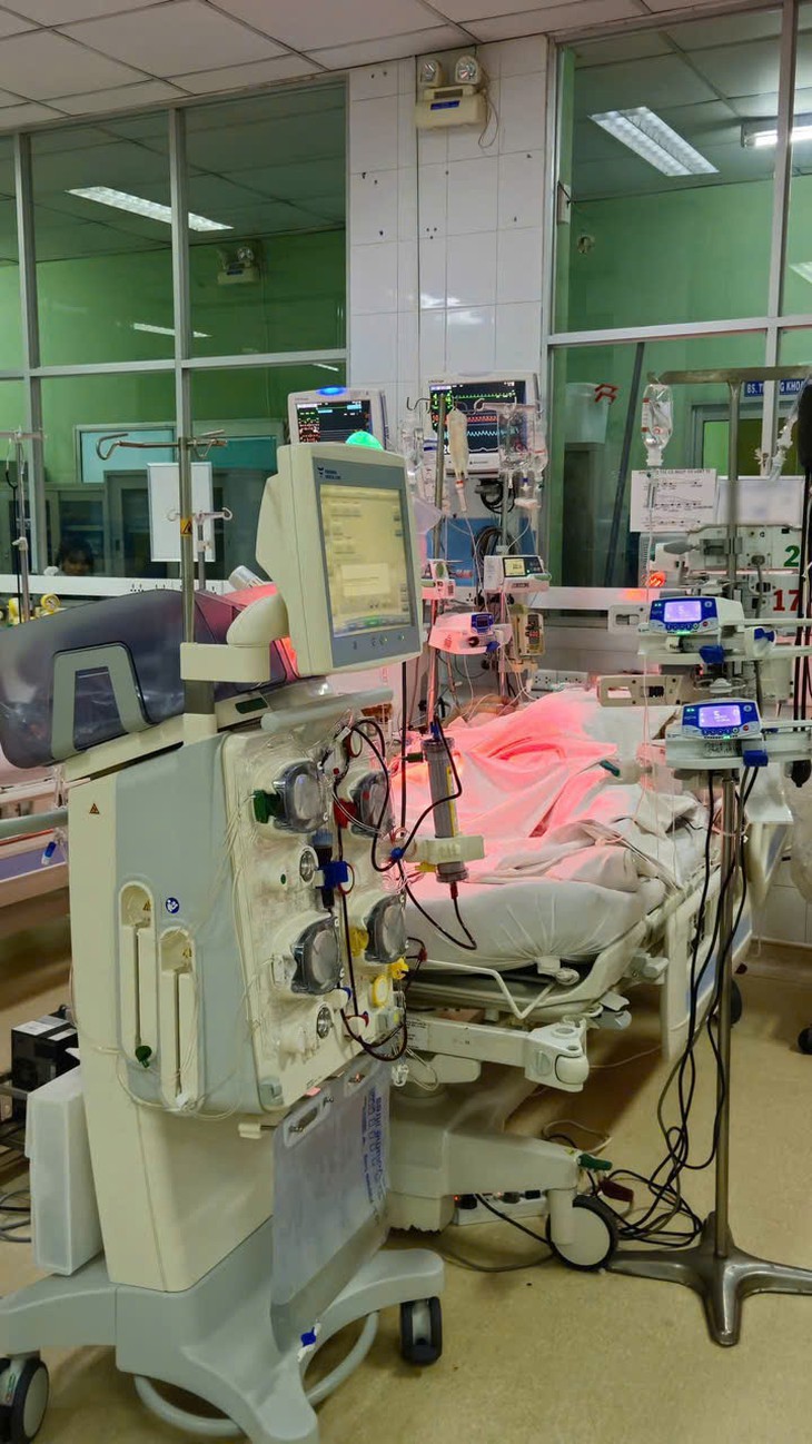Nữ sinh 16 tuổi và cuộc chiến sinh tử với chi phí gần 1 tỷ đồng- Ảnh 1.