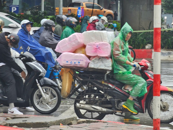 Không khí lạnh bắt đầu gây mưa cho miền Bắc, nhiệt giảm mạnh từ đêm nay - Ảnh 1.