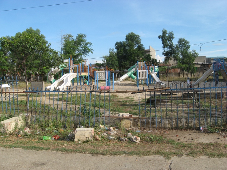 Công viên... hoang phế 1