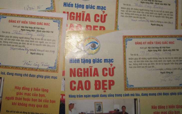 Cả đời nguyện đi tìm ánh sáng cho người khiếm thị 2