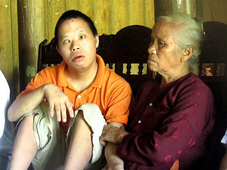 Hạnh phúc mong manh 1