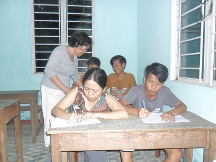 Chuyện về cô Bích “xóa mù” 2