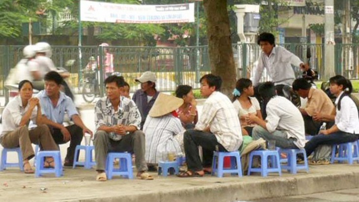 Biết mầm bệnh, vẫn uống nước vỉa hè 1