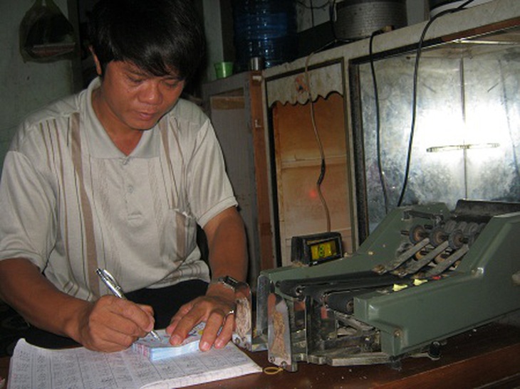 Mái ấm tình thương của những người bán vé số dạo 2